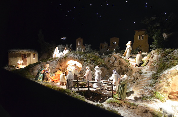 SPECTACLE CRECHE